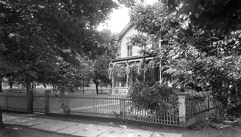 AOII Establishes First Official Central Office