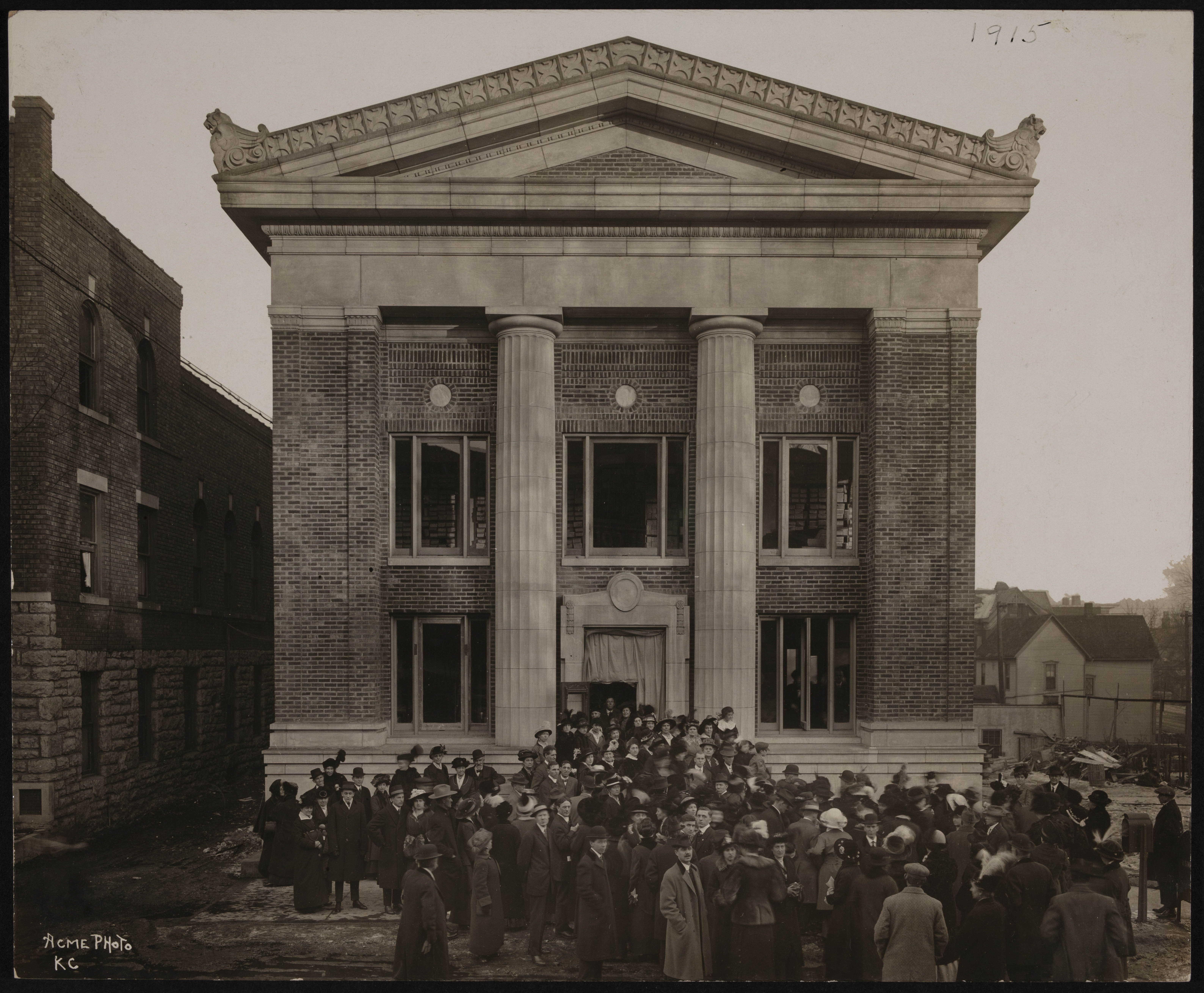 917 Tracy Building Dedicated