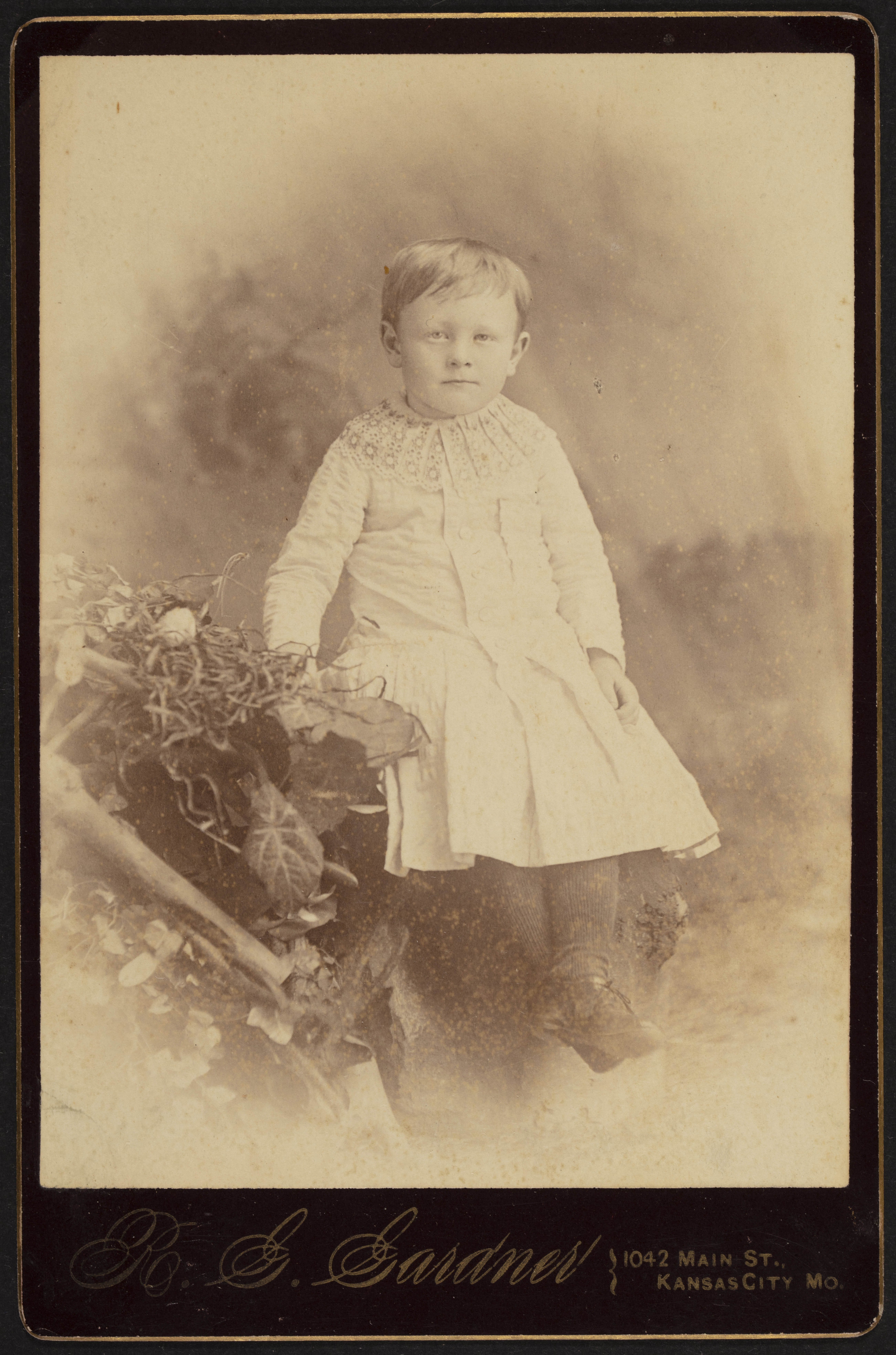 Lowell Fillmore Born