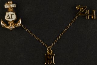 Anchor Pin with H Charm