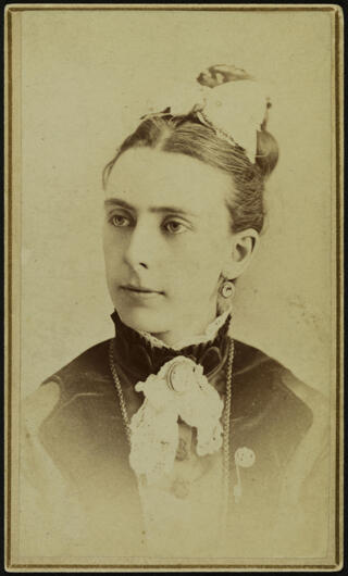 Clara Worden Cabinet Card