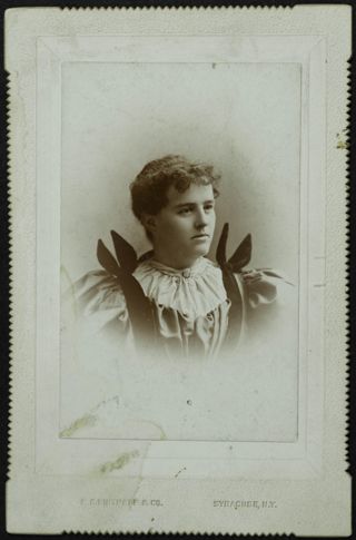 Gertrude Leete Portrait Photograph, 1895