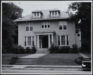 Alpha Theta Chapter House Photograph