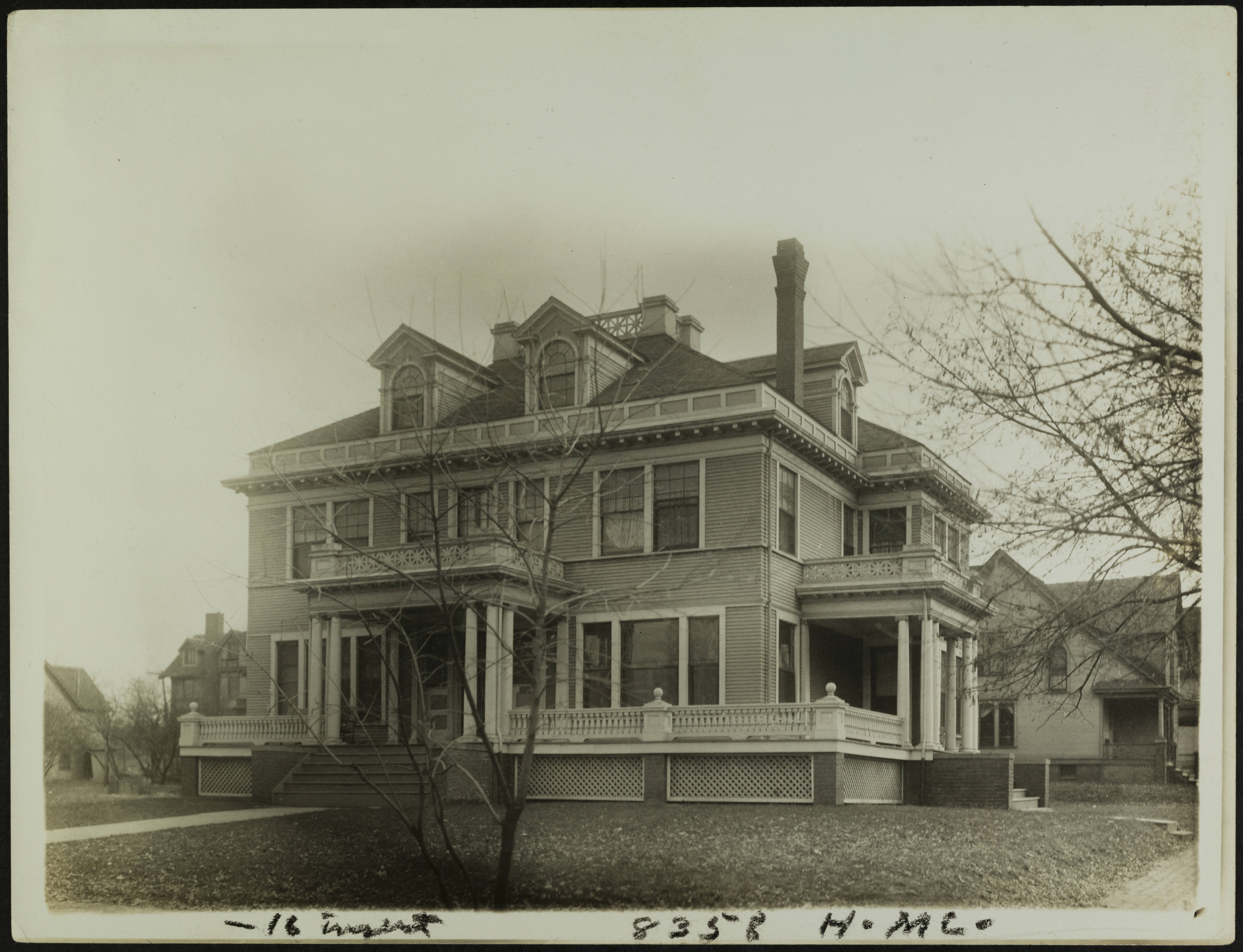 Sigma (University of Illinois) Chapter Founded