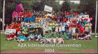 AZA International Convention Group Photograph, 2004