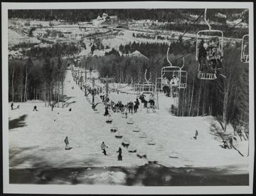 Bretton Woods Opens