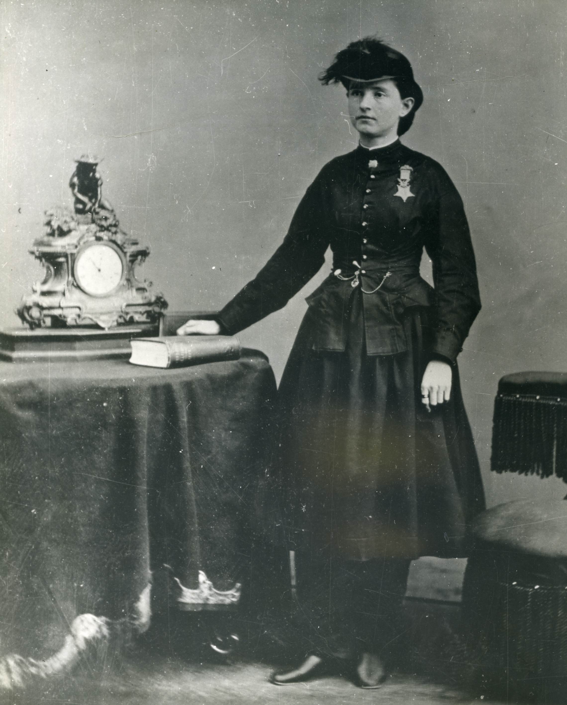 Dr. Mary Walker awarded Medal of Honor