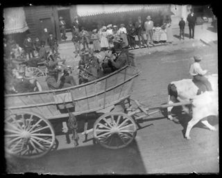 Pawnee Bill Show Band in Prairie Schooner&nbsp;