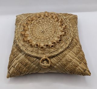 Souvenir Handkerchief Basket
