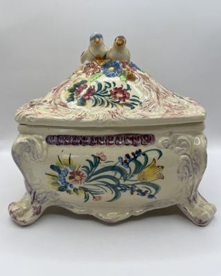 Decorative Lidded Casserole Dish