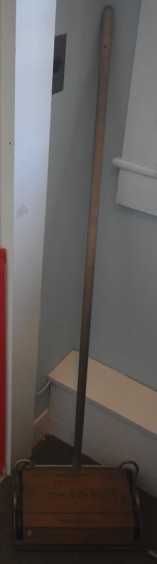 Carpet Sweeper