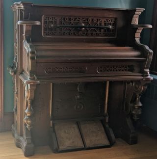 Pump Organ