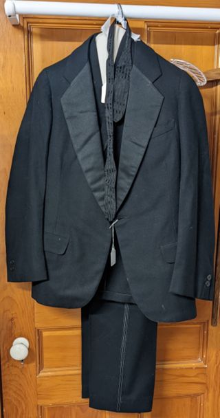Shaw Multi-Piece Tuxedo
