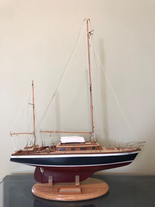Model, Controversy 36', "Constellation"