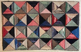 Hooked rug with diamond pattern