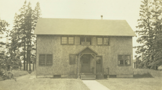 Picture of the Islesford Neighborhood House circa 1950