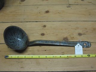 Metal ladle