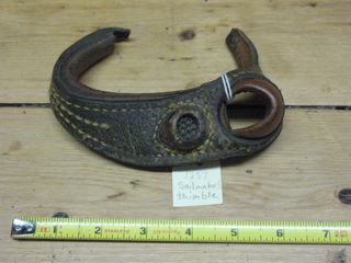Sailmaker's thimble for pushing needle through heavy canvas