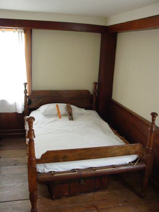 Bedstead