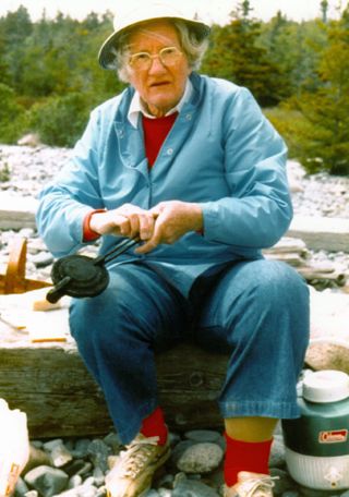 Edith Drury picnicking