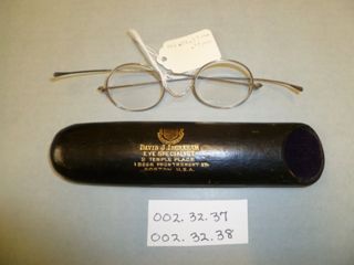 Eyeglasses