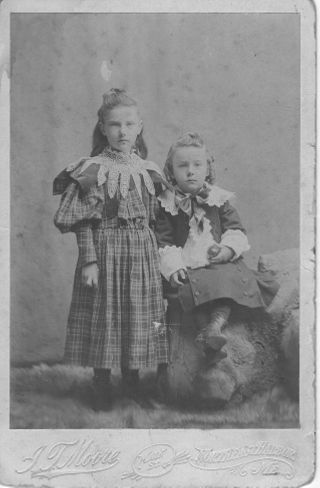 Photograph of Emma and Maynard