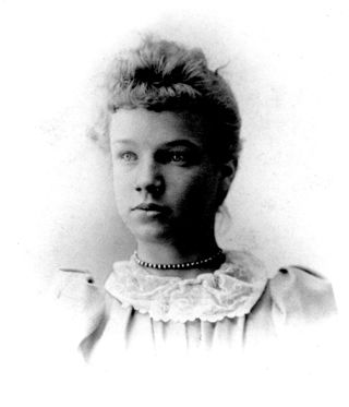 Cynthia Clement, Youth