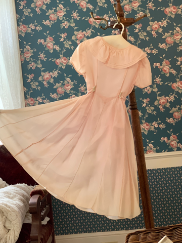 Woman's full-skirted dress