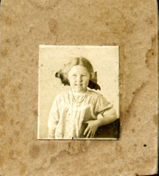 Wallace, Frances, young girl, formal photo