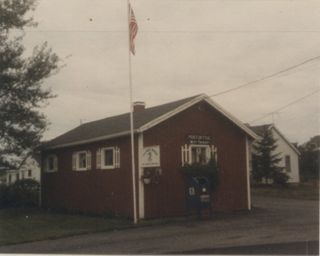 Photo of West Tremont post Office, 1986