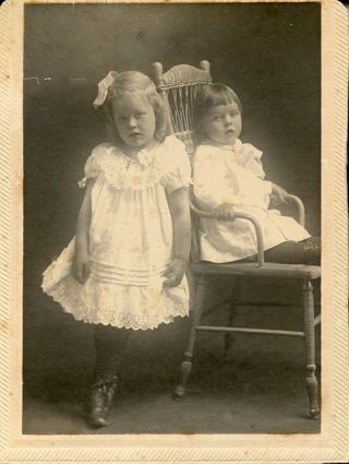 Doris & Dorian Torrey young children, formal photo