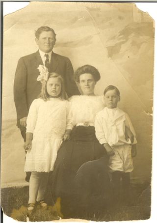 Torrey family, formal photo