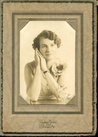 Formal photo of young woman, Aunt Lizzie, given to Leola Hopkins