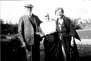 Loren & Myra Rumill, Eliza Carver Rumill