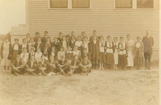 1917 Pemetic school photo
