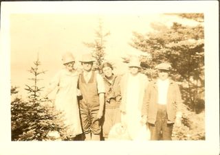 Annie & Looman Sprague, Florence Dolliver, Esther & "Vest" Gott