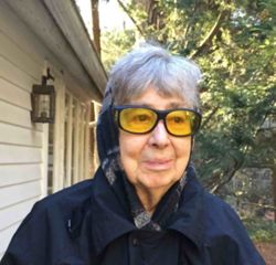 emily nelligan_edited.jpg